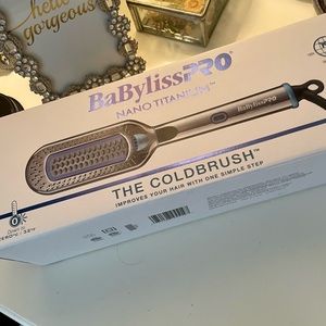BabyBliss Pro Nano Titanium Cold therapy brush. NIB, never opened.